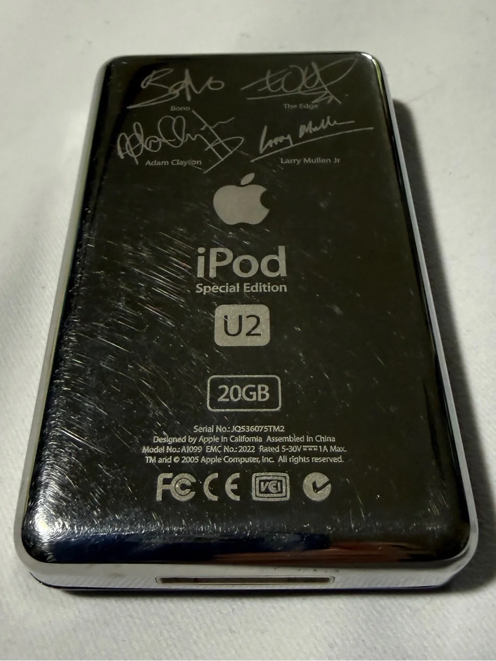 Apple iPod Classic 4th Generation U2 Special Edition